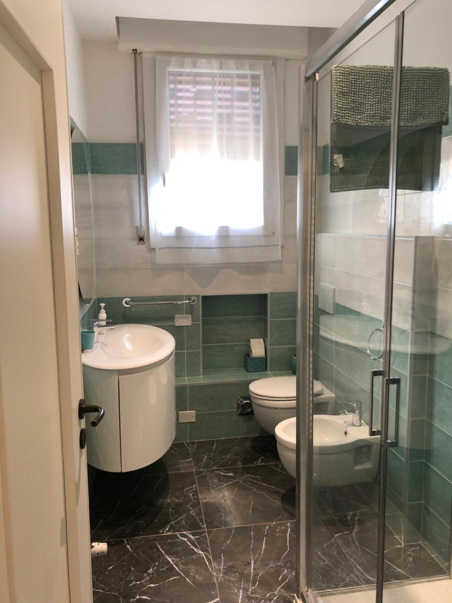 Dimora Sterlizia Zona Fiera S Donato Apartment Bologna Luaran gambar